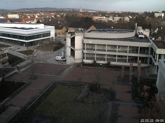 Foto der Webcam: Verwaltungsgeb&auml;ude, Innenhof mit Audimax, H&ouml;rsaal-Geb&auml;ude 1