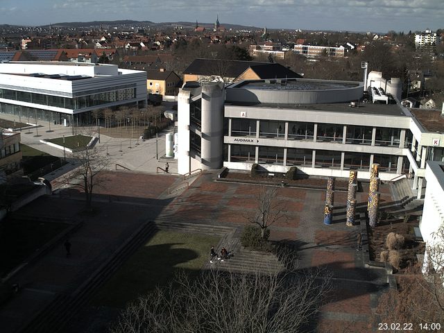 Foto der Webcam: Verwaltungsgeb&auml;ude, Innenhof mit Audimax, H&ouml;rsaal-Geb&auml;ude 1