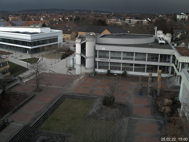 Foto der Webcam: Verwaltungsgeb&auml;ude, Innenhof mit Audimax, H&ouml;rsaal-Geb&auml;ude 1