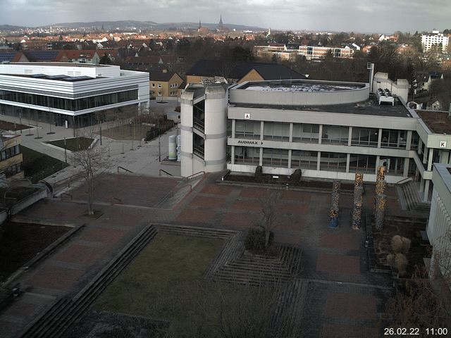 Foto der Webcam: Verwaltungsgeb&auml;ude, Innenhof mit Audimax, H&ouml;rsaal-Geb&auml;ude 1