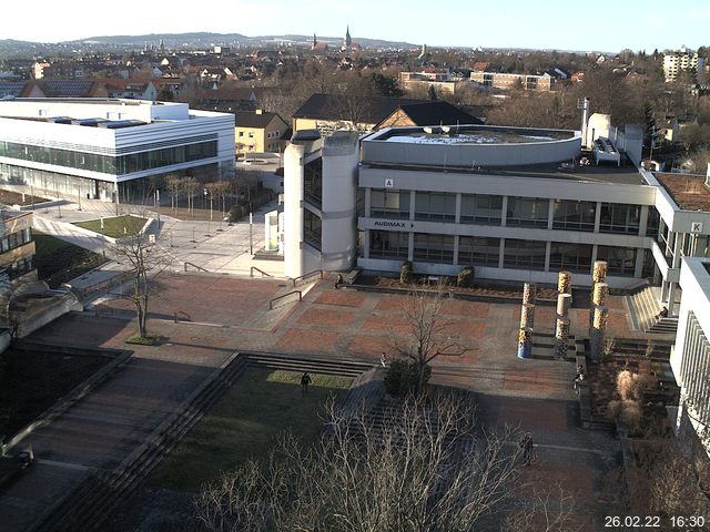Foto der Webcam: Verwaltungsgeb&auml;ude, Innenhof mit Audimax, H&ouml;rsaal-Geb&auml;ude 1