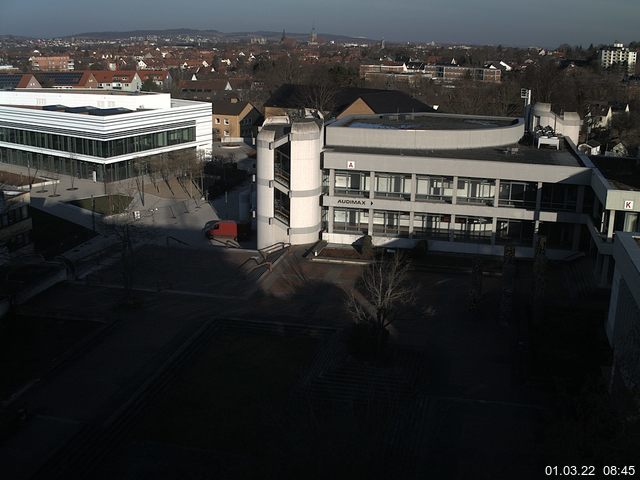 Foto der Webcam: Verwaltungsgeb&auml;ude, Innenhof mit Audimax, H&ouml;rsaal-Geb&auml;ude 1