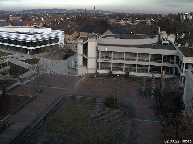 Foto der Webcam: Verwaltungsgeb&auml;ude, Innenhof mit Audimax, H&ouml;rsaal-Geb&auml;ude 1