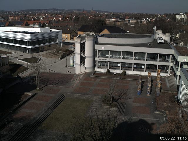 Foto der Webcam: Verwaltungsgeb&auml;ude, Innenhof mit Audimax, H&ouml;rsaal-Geb&auml;ude 1