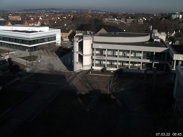 Foto der Webcam: Verwaltungsgeb&auml;ude, Innenhof mit Audimax, H&ouml;rsaal-Geb&auml;ude 1