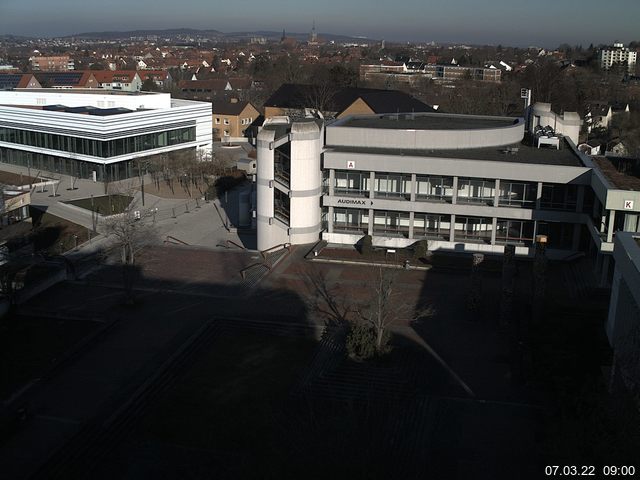 Foto der Webcam: Verwaltungsgeb&auml;ude, Innenhof mit Audimax, H&ouml;rsaal-Geb&auml;ude 1