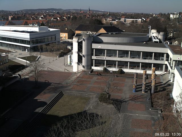Foto der Webcam: Verwaltungsgeb&auml;ude, Innenhof mit Audimax, H&ouml;rsaal-Geb&auml;ude 1