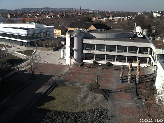 Foto der Webcam: Verwaltungsgeb&auml;ude, Innenhof mit Audimax, H&ouml;rsaal-Geb&auml;ude 1