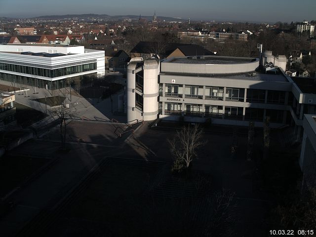 Foto der Webcam: Verwaltungsgeb&auml;ude, Innenhof mit Audimax, H&ouml;rsaal-Geb&auml;ude 1