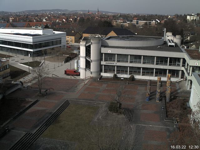 Foto der Webcam: Verwaltungsgeb&auml;ude, Innenhof mit Audimax, H&ouml;rsaal-Geb&auml;ude 1