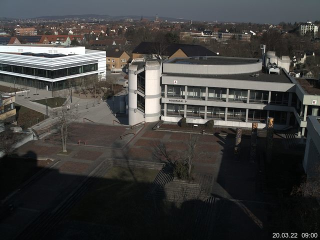 Foto der Webcam: Verwaltungsgeb&auml;ude, Innenhof mit Audimax, H&ouml;rsaal-Geb&auml;ude 1