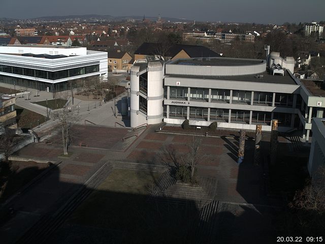 Foto der Webcam: Verwaltungsgeb&auml;ude, Innenhof mit Audimax, H&ouml;rsaal-Geb&auml;ude 1