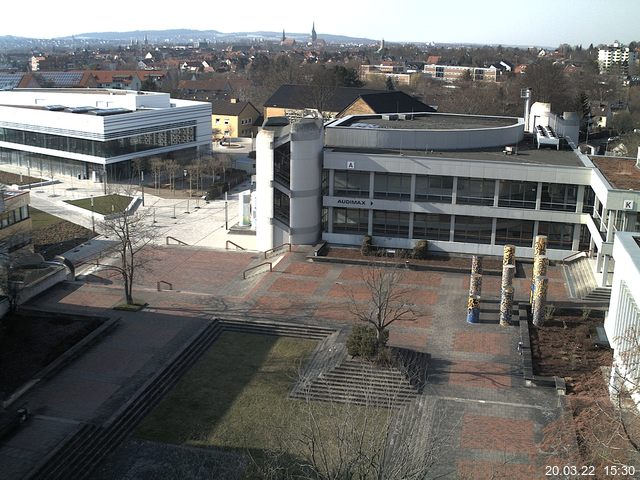 Foto der Webcam: Verwaltungsgeb&auml;ude, Innenhof mit Audimax, H&ouml;rsaal-Geb&auml;ude 1
