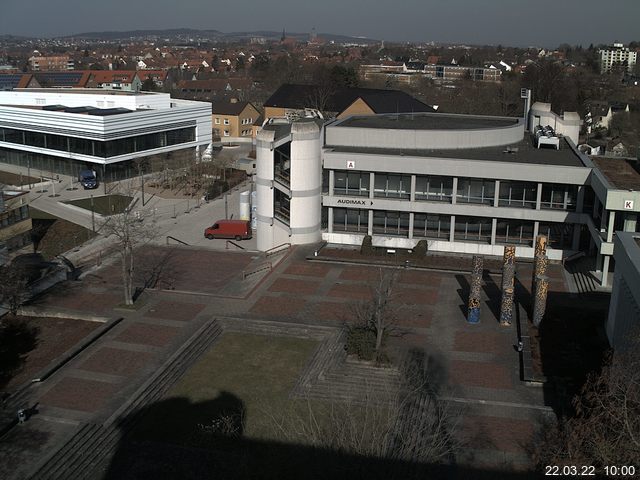 Foto der Webcam: Verwaltungsgeb&auml;ude, Innenhof mit Audimax, H&ouml;rsaal-Geb&auml;ude 1