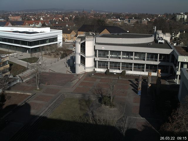 Foto der Webcam: Verwaltungsgeb&auml;ude, Innenhof mit Audimax, H&ouml;rsaal-Geb&auml;ude 1