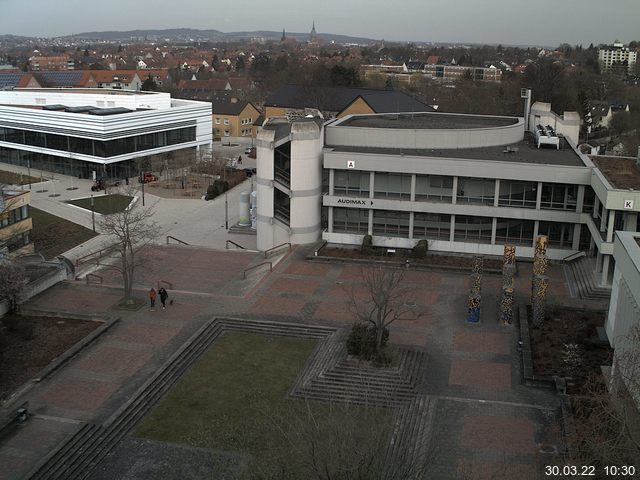 Foto der Webcam: Verwaltungsgeb&auml;ude, Innenhof mit Audimax, H&ouml;rsaal-Geb&auml;ude 1