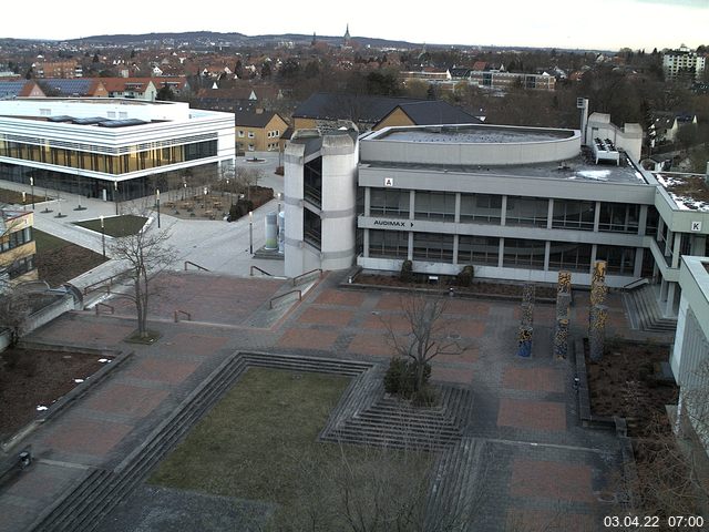 Foto der Webcam: Verwaltungsgeb&auml;ude, Innenhof mit Audimax, H&ouml;rsaal-Geb&auml;ude 1
