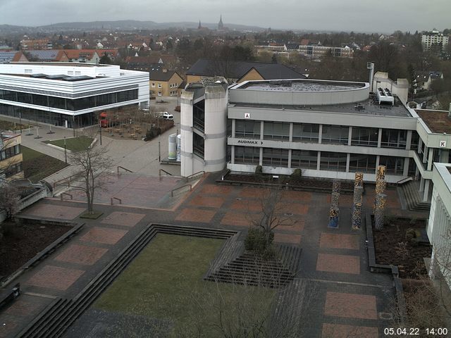 Foto der Webcam: Verwaltungsgebäude, Innenhof mit Audimax, Hörsaal-Gebäude 1