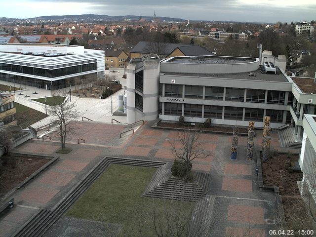 Foto der Webcam: Verwaltungsgeb&auml;ude, Innenhof mit Audimax, H&ouml;rsaal-Geb&auml;ude 1