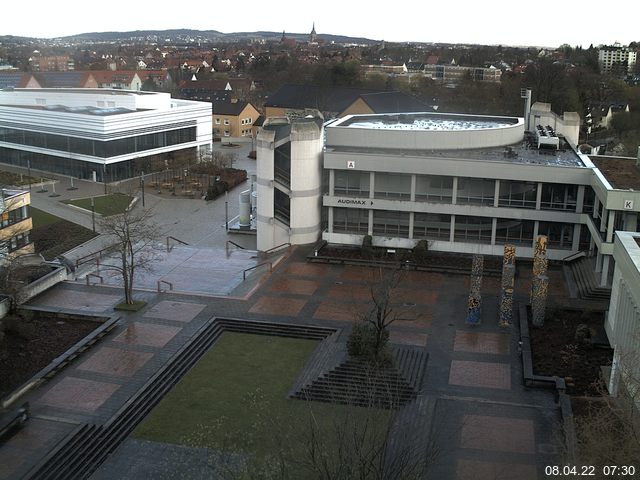 Foto der Webcam: Verwaltungsgeb&auml;ude, Innenhof mit Audimax, H&ouml;rsaal-Geb&auml;ude 1