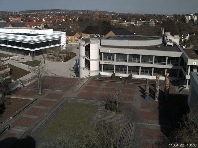 Foto der Webcam: Verwaltungsgeb&auml;ude, Innenhof mit Audimax, H&ouml;rsaal-Geb&auml;ude 1