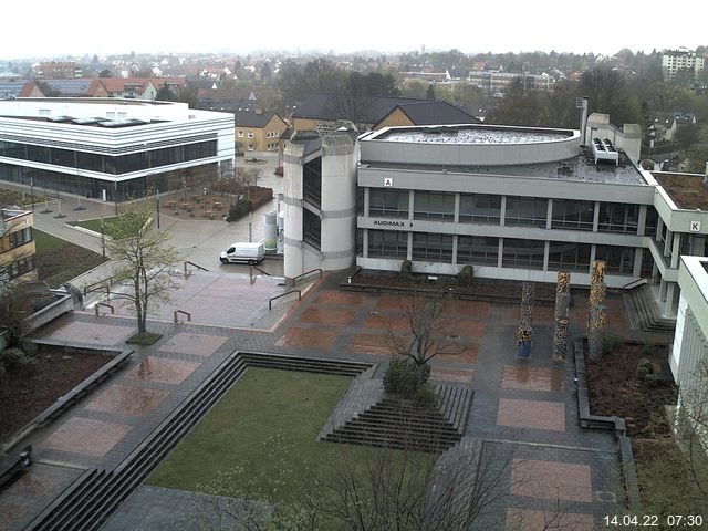 Foto der Webcam: Verwaltungsgeb&auml;ude, Innenhof mit Audimax, H&ouml;rsaal-Geb&auml;ude 1