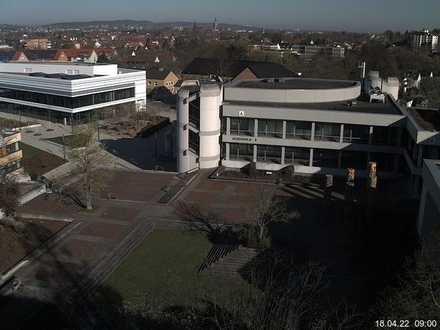 Foto der Webcam: Verwaltungsgeb&auml;ude, Innenhof mit Audimax, H&ouml;rsaal-Geb&auml;ude 1