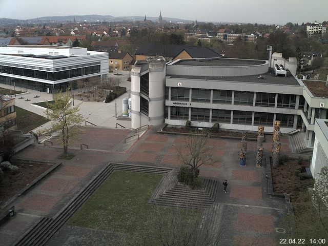 Foto der Webcam: Verwaltungsgebäude, Innenhof mit Audimax, Hörsaal-Gebäude 1