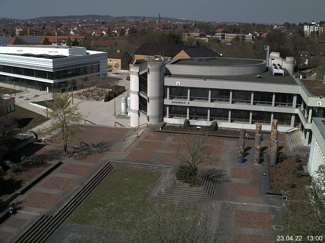 Foto der Webcam: Verwaltungsgeb&auml;ude, Innenhof mit Audimax, H&ouml;rsaal-Geb&auml;ude 1