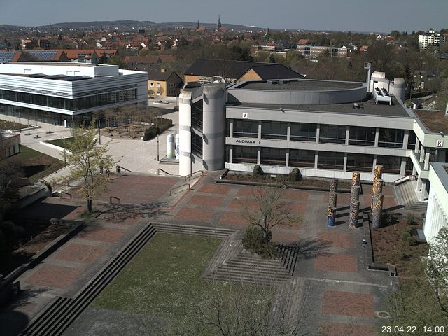 Foto der Webcam: Verwaltungsgeb&auml;ude, Innenhof mit Audimax, H&ouml;rsaal-Geb&auml;ude 1