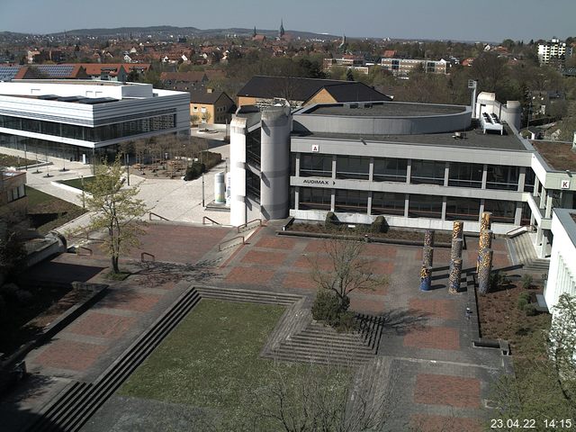 Foto der Webcam: Verwaltungsgeb&auml;ude, Innenhof mit Audimax, H&ouml;rsaal-Geb&auml;ude 1