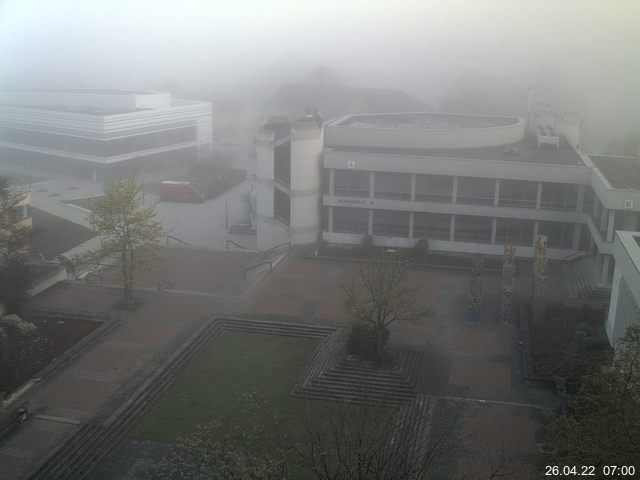 Foto der Webcam: Verwaltungsgeb&auml;ude, Innenhof mit Audimax, H&ouml;rsaal-Geb&auml;ude 1
