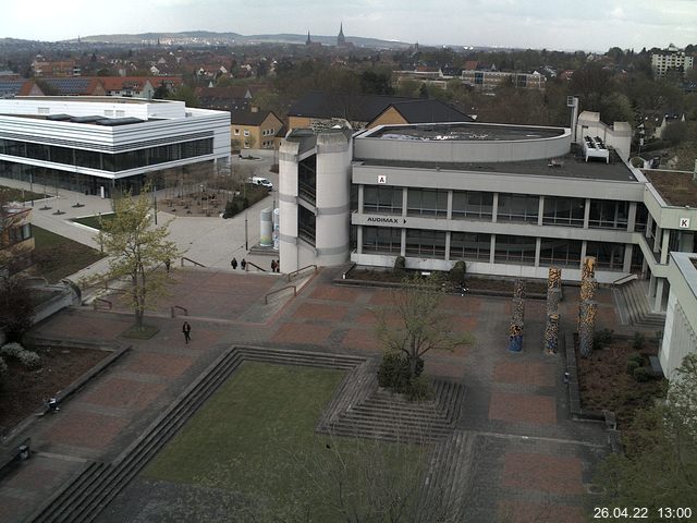 Foto der Webcam: Verwaltungsgebäude, Innenhof mit Audimax, Hörsaal-Gebäude 1