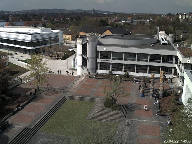 Foto der Webcam: Verwaltungsgebäude, Innenhof mit Audimax, Hörsaal-Gebäude 1