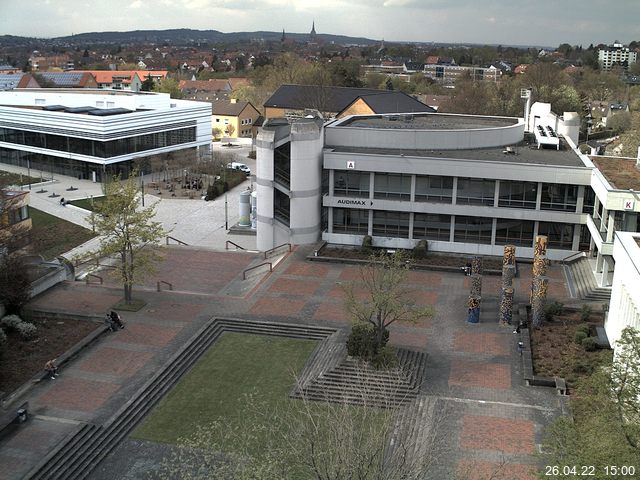 Foto der Webcam: Verwaltungsgebäude, Innenhof mit Audimax, Hörsaal-Gebäude 1