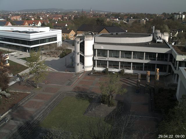 Foto der Webcam: Verwaltungsgeb&auml;ude, Innenhof mit Audimax, H&ouml;rsaal-Geb&auml;ude 1
