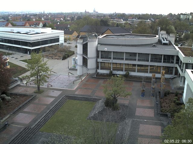 Foto der Webcam: Verwaltungsgeb&auml;ude, Innenhof mit Audimax, H&ouml;rsaal-Geb&auml;ude 1