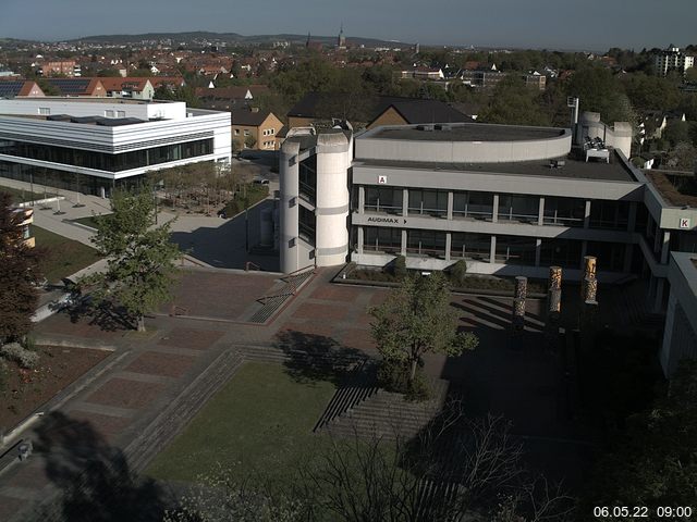 Foto der Webcam: Verwaltungsgebäude, Innenhof mit Audimax, Hörsaal-Gebäude 1