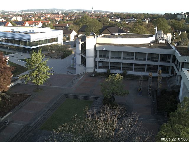 Foto der Webcam: Verwaltungsgeb&auml;ude, Innenhof mit Audimax, H&ouml;rsaal-Geb&auml;ude 1