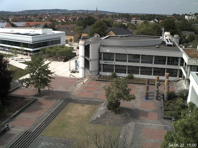 Foto der Webcam: Verwaltungsgeb&auml;ude, Innenhof mit Audimax, H&ouml;rsaal-Geb&auml;ude 1