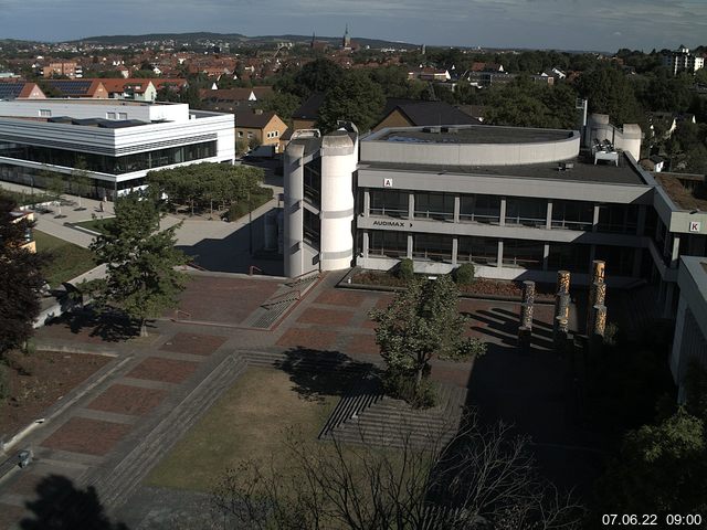 Foto der Webcam: Verwaltungsgeb&auml;ude, Innenhof mit Audimax, H&ouml;rsaal-Geb&auml;ude 1