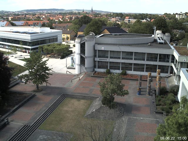Foto der Webcam: Verwaltungsgeb&auml;ude, Innenhof mit Audimax, H&ouml;rsaal-Geb&auml;ude 1