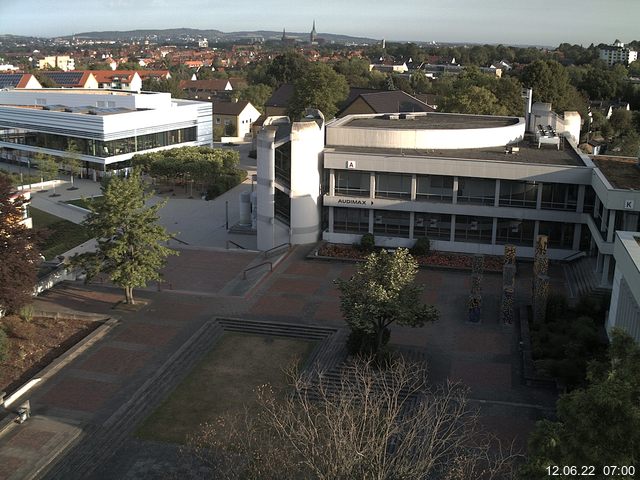Foto der Webcam: Verwaltungsgeb&auml;ude, Innenhof mit Audimax, H&ouml;rsaal-Geb&auml;ude 1