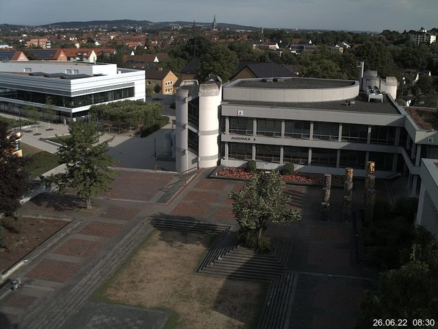 Foto der Webcam: Verwaltungsgeb&auml;ude, Innenhof mit Audimax, H&ouml;rsaal-Geb&auml;ude 1