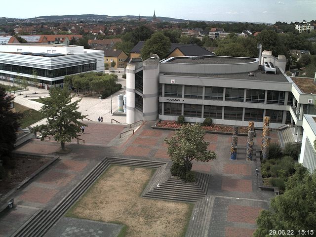 Foto der Webcam: Verwaltungsgeb&auml;ude, Innenhof mit Audimax, H&ouml;rsaal-Geb&auml;ude 1