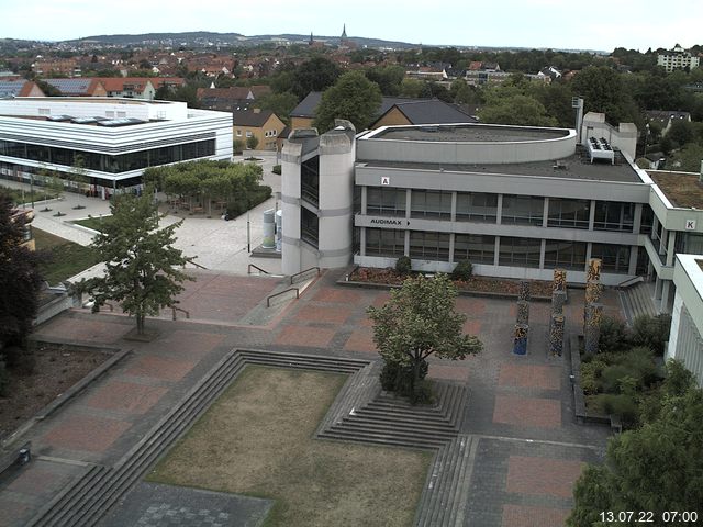 Foto der Webcam: Verwaltungsgeb&auml;ude, Innenhof mit Audimax, H&ouml;rsaal-Geb&auml;ude 1