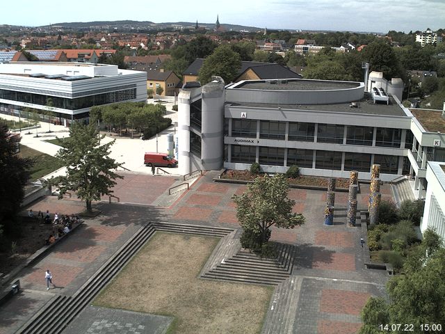 Foto der Webcam: Verwaltungsgeb&auml;ude, Innenhof mit Audimax, H&ouml;rsaal-Geb&auml;ude 1