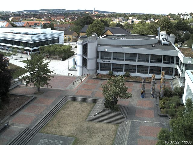 Foto der Webcam: Verwaltungsgeb&auml;ude, Innenhof mit Audimax, H&ouml;rsaal-Geb&auml;ude 1