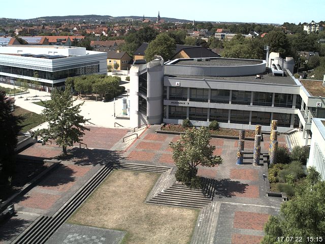 Foto der Webcam: Verwaltungsgeb&auml;ude, Innenhof mit Audimax, H&ouml;rsaal-Geb&auml;ude 1