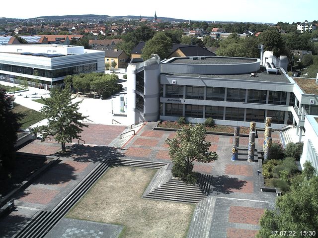 Foto der Webcam: Verwaltungsgeb&auml;ude, Innenhof mit Audimax, H&ouml;rsaal-Geb&auml;ude 1